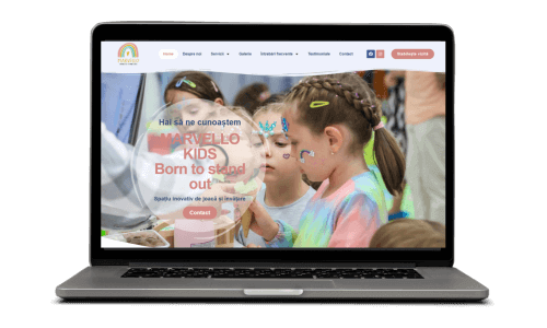 Copii jucându-se la Marvello Kids